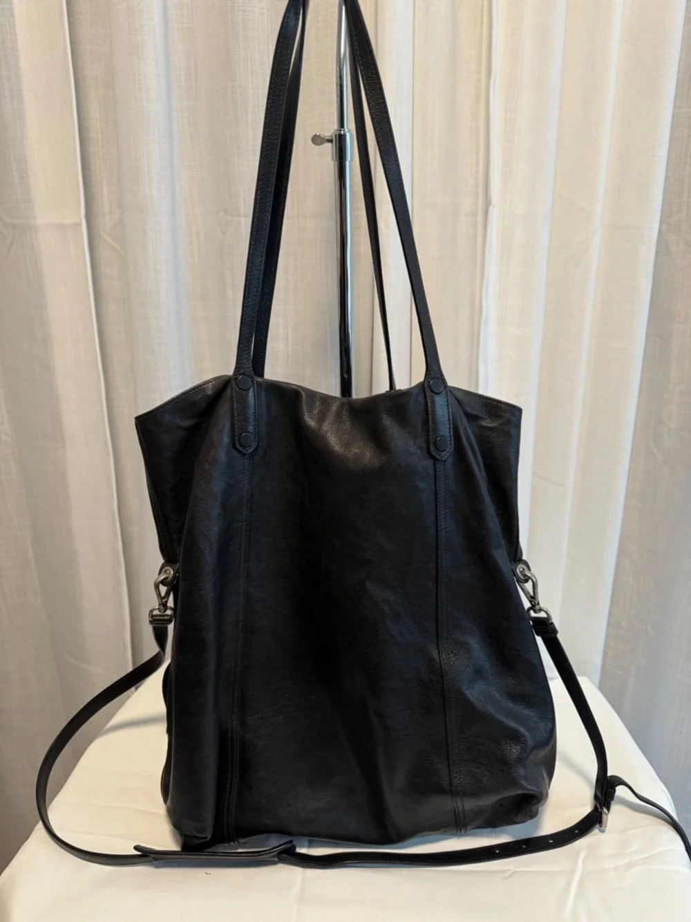Prada tote‎